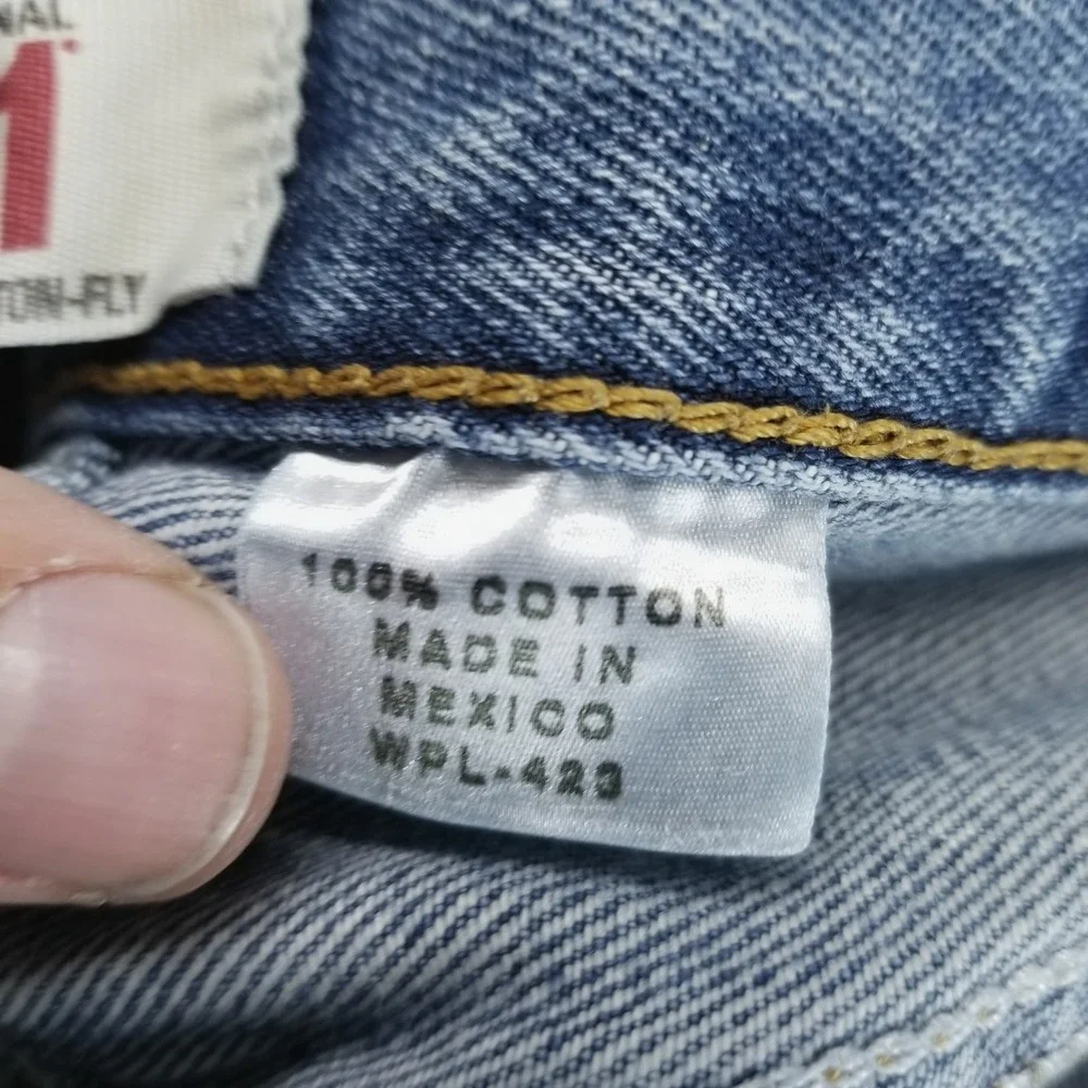 Levis 501 Jeans Mens 36x29 Blue Straight Button Fly Mid Rise‎ Medium Wash Y2K